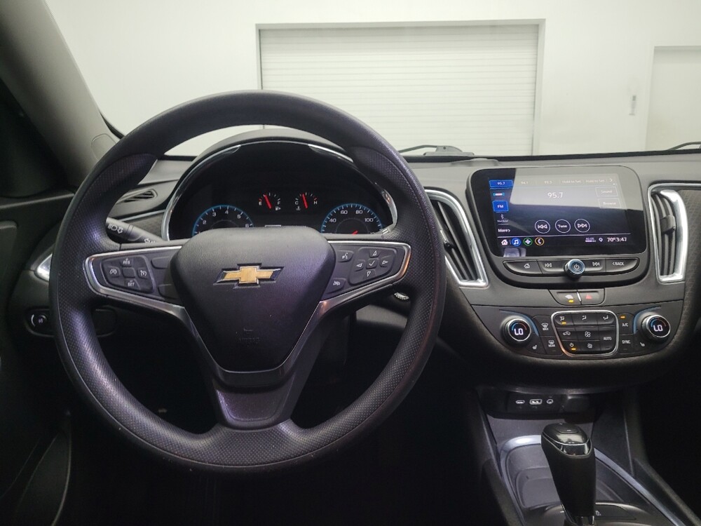 2020 Chevrolet Malibu in Duluth, GA 30096 - 18084327 22