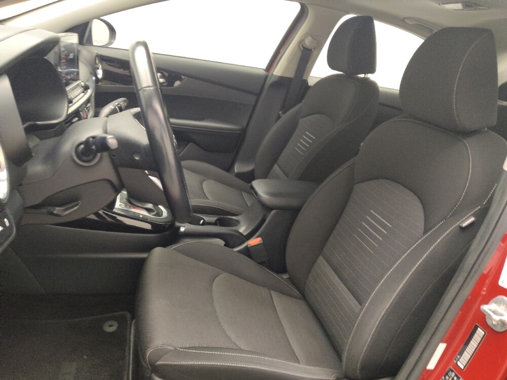 2019 Kia Forte in Duluth, GA 30096 - 18084332 17