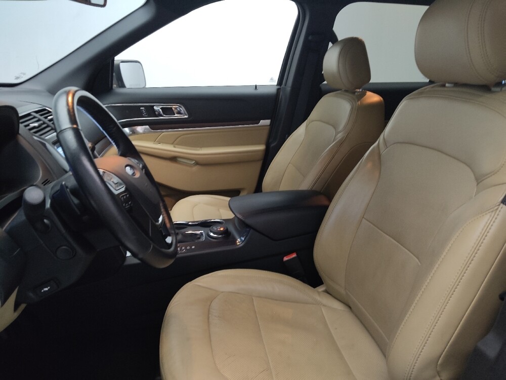 2017 Ford Explorer in Stone Mountain, GA 30083 - 18084333 17