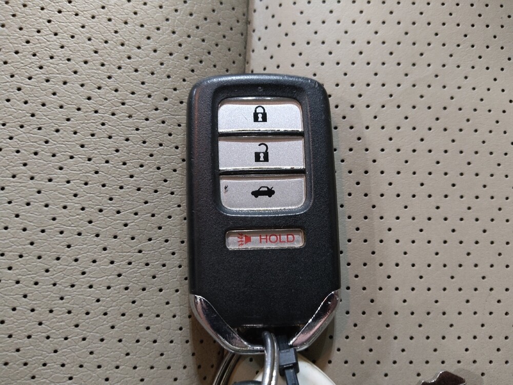 2014 Honda Accord in Arlington, TX 76011 - 18084336 32