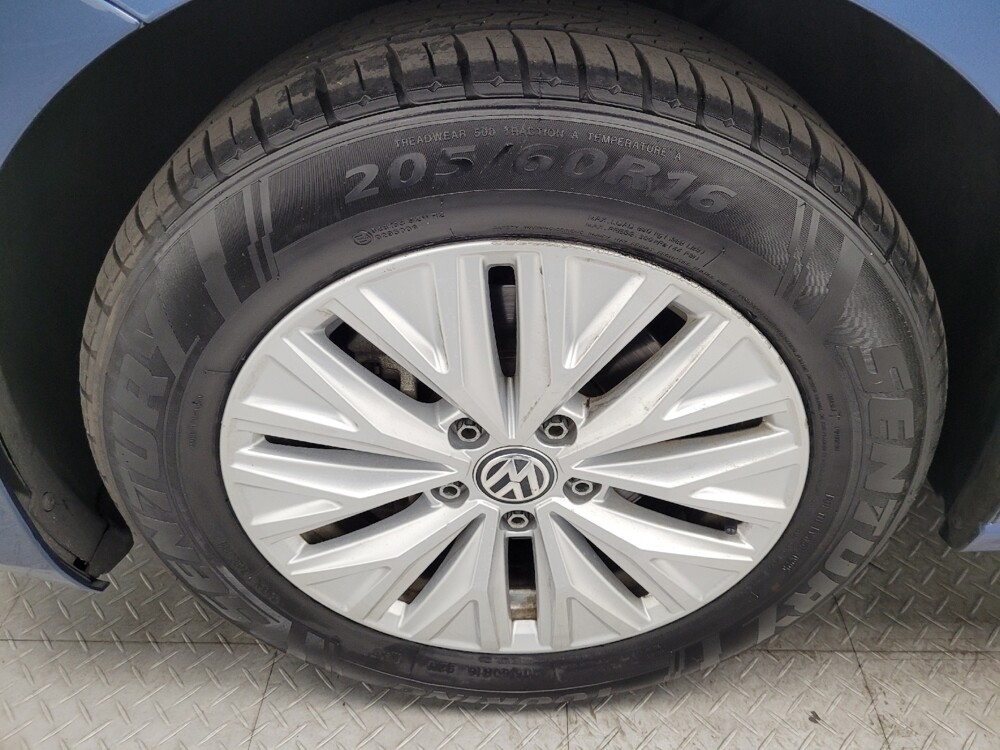 2020 Volkswagen Jetta in Las Vegas, NV 89104 - 18084338 31