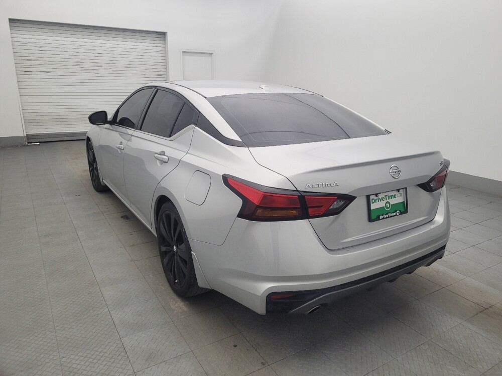 2019 Nissan Altima in Fort Myers, FL 33907 - 18084342 5