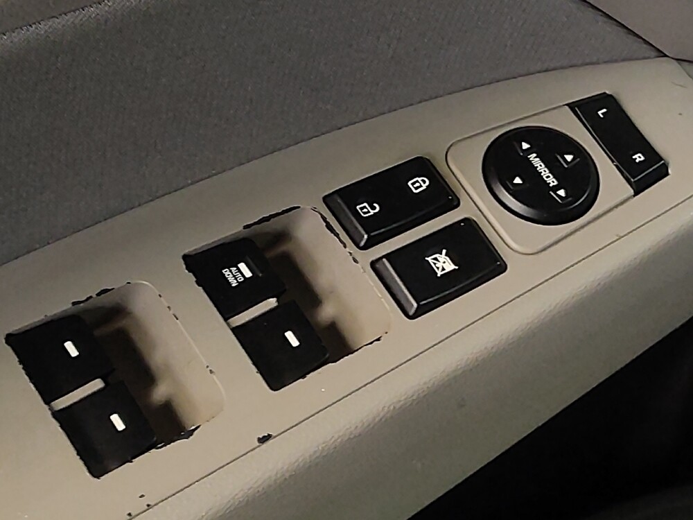 2017 Hyundai Elantra in Morrow, GA 30260 - 18084345 27