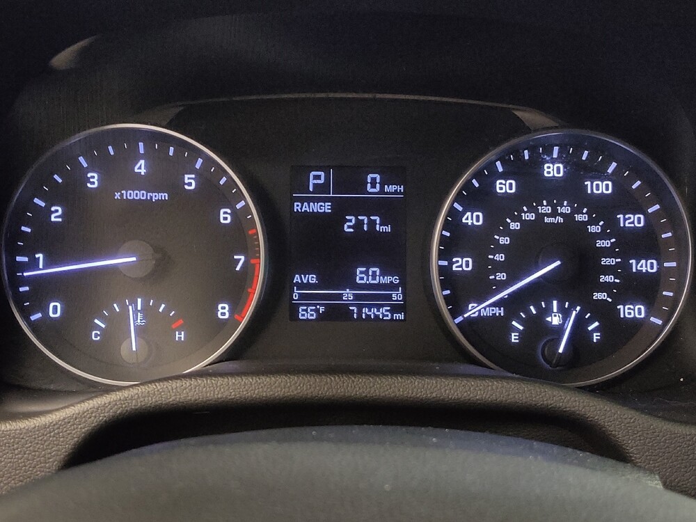 2017 Hyundai Elantra in Morrow, GA 30260 - 18084345 23