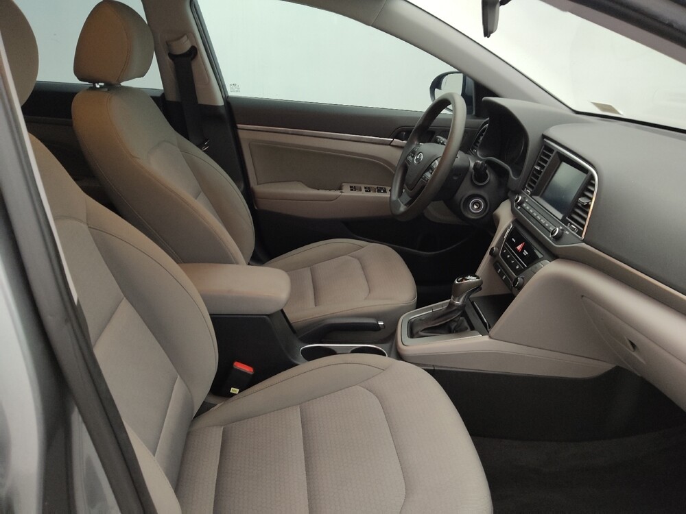 2017 Hyundai Elantra in Morrow, GA 30260 - 18084345 21