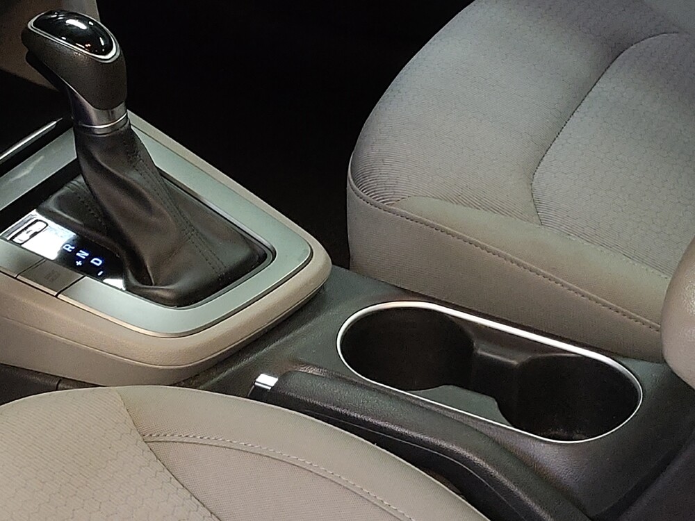 2017 Hyundai Elantra in Morrow, GA 30260 - 18084345 26