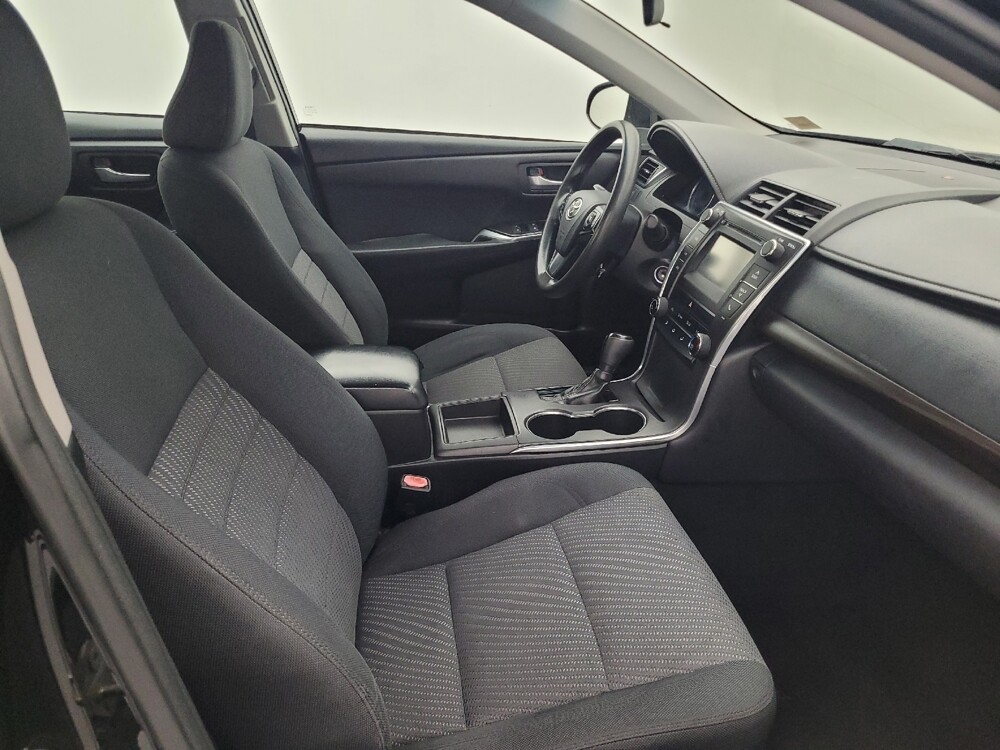 2017 Toyota Camry in Fort Myers, FL 33907 - 18084346 21