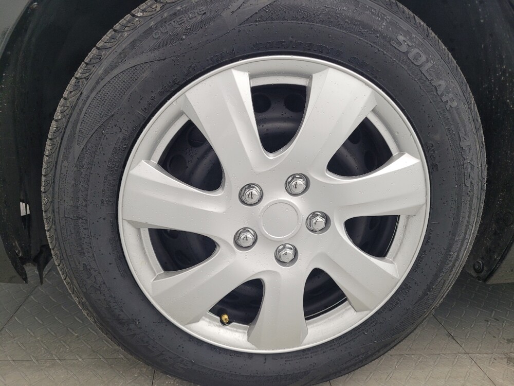 2017 Toyota Camry in Fort Myers, FL 33907 - 18084346 31