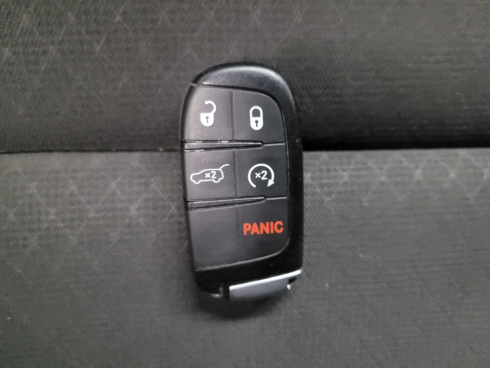 2019 Jeep Grand Cherokee in Las Vegas, NV 89104 - 18084347 32