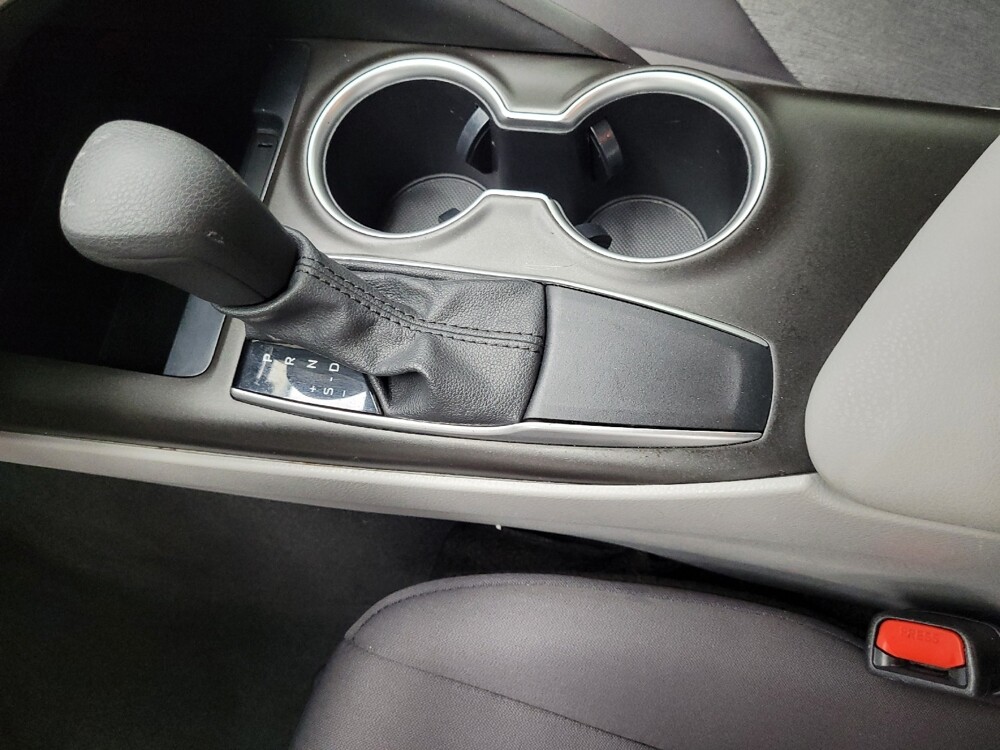 2021 Toyota Camry in Las Vegas, NV 89104 - 18084348 26