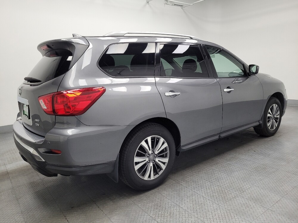 2020 Nissan Pathfinder in Las Vegas, NV 89104 - 18084351 10