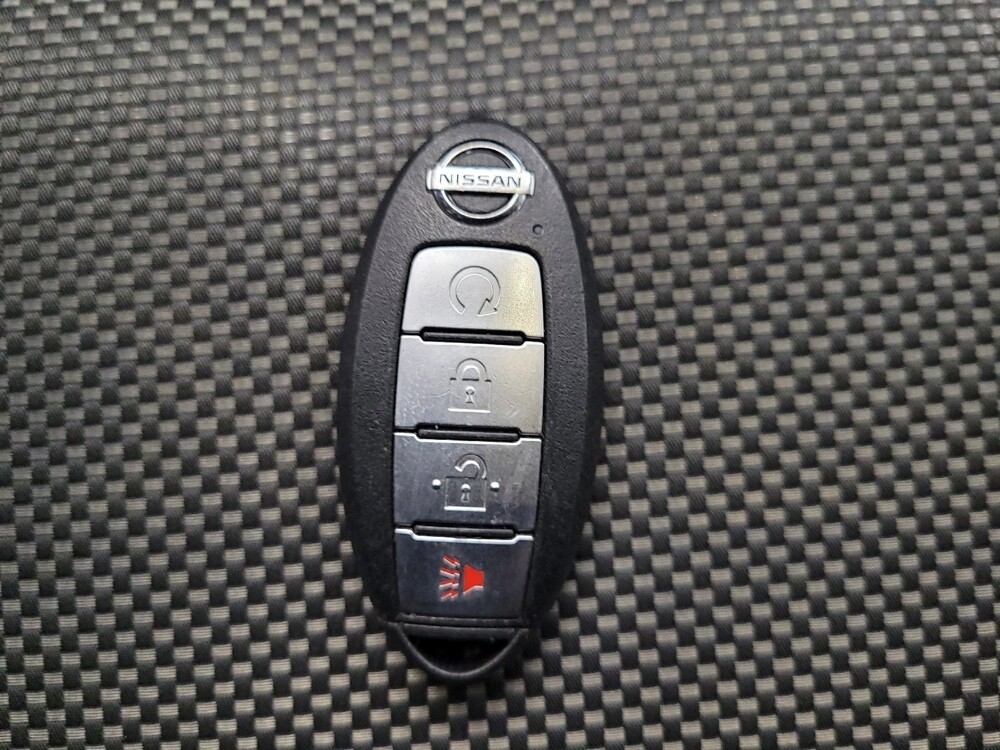 2020 Nissan Pathfinder in Las Vegas, NV 89104 - 18084351 32