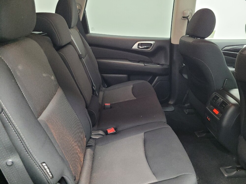 2020 Nissan Pathfinder in Las Vegas, NV 89104 - 18084351 19