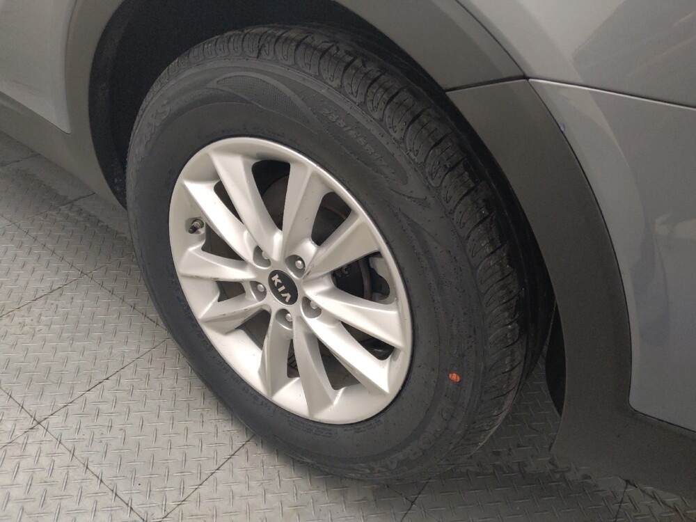 2020 Kia Sorento in San Antonio, TX 78238 - 18084352 31