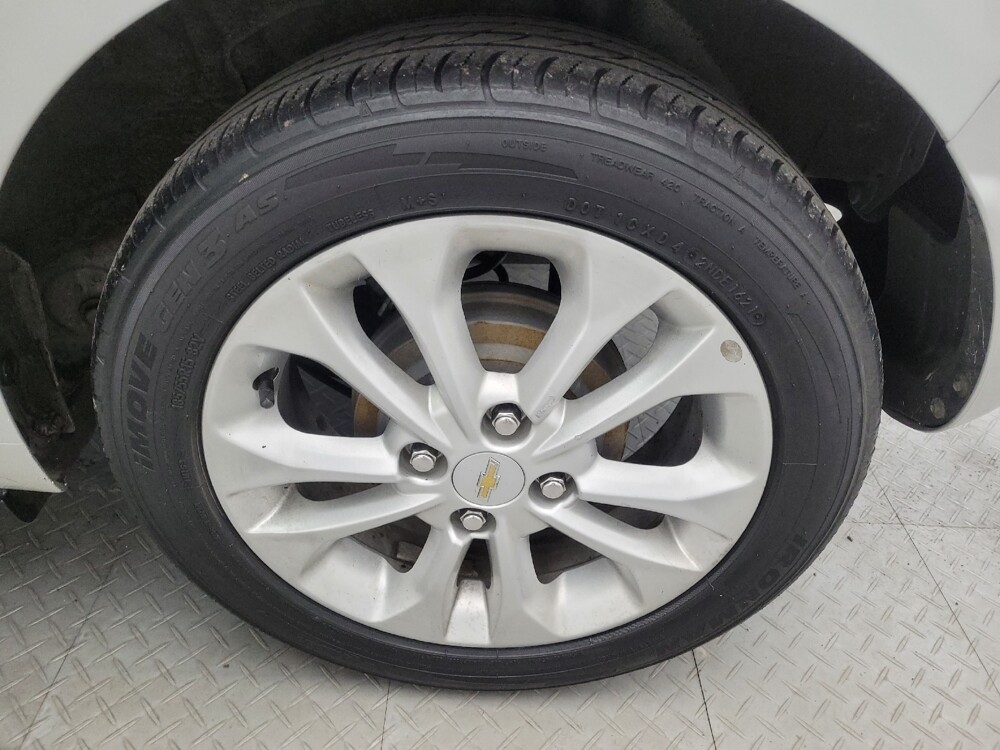 2020 Chevrolet Spark in Cincinnati, OH 45255 - 18084354 31