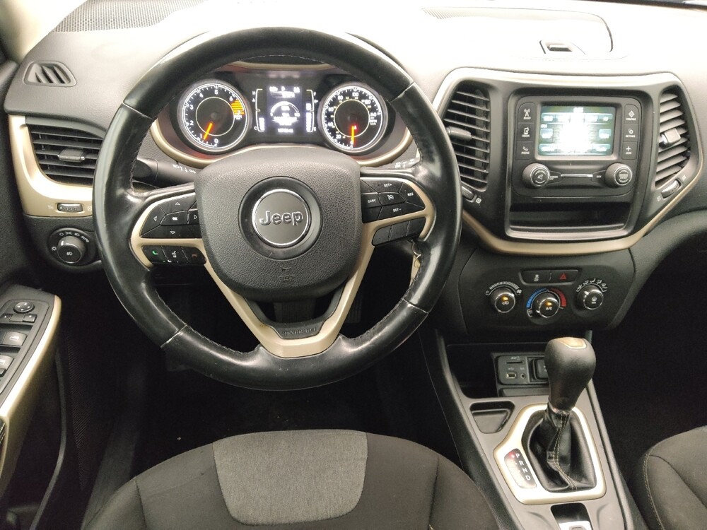 2018 Jeep Cherokee in Houston, TX 77074 - 18084356 22