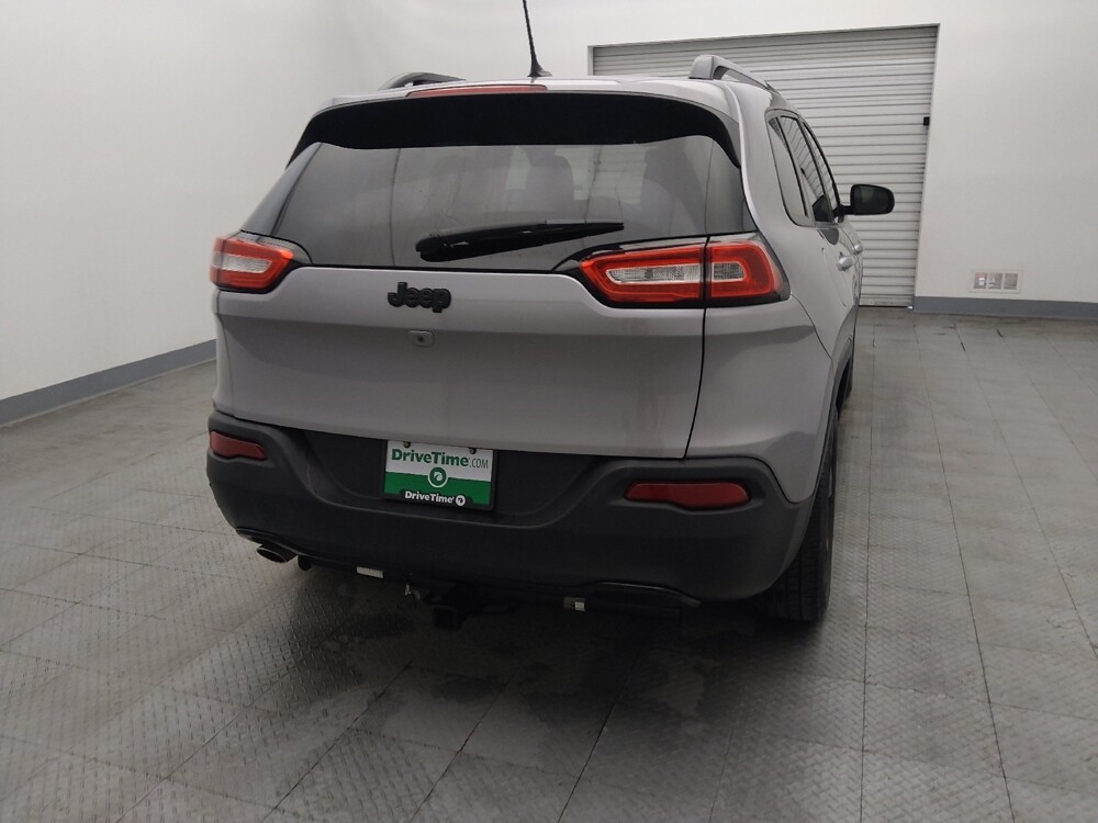 2018 Jeep Cherokee in Houston, TX 77074 - 18084356 7