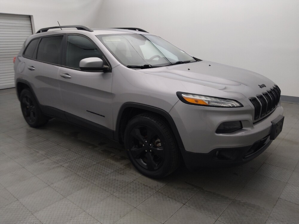 2018 Jeep Cherokee in Houston, TX 77074 - 18084356 11