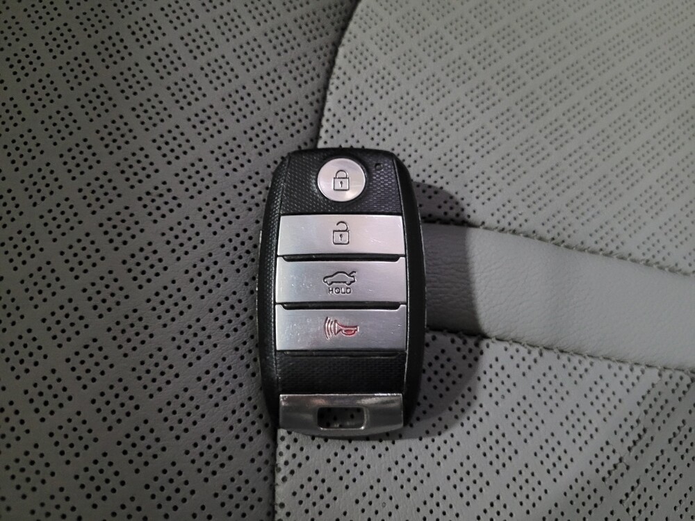 2018 Kia Optima in Laurel, MD 20724 - 18084362 32