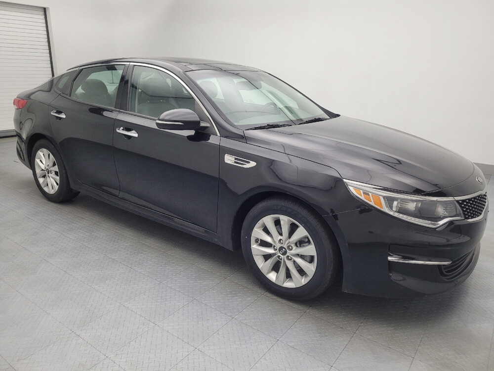 2018 Kia Optima in Laurel, MD 20724 - 18084362 11