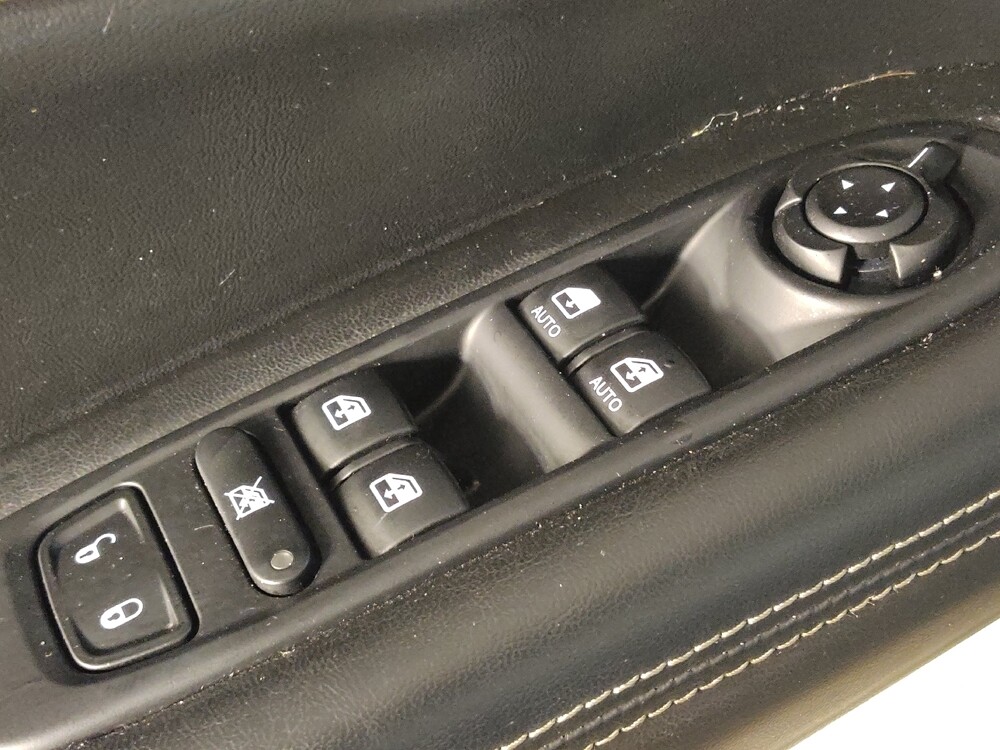 2018 Jeep Compass in Columbia, SC 29210 - 18084366 27