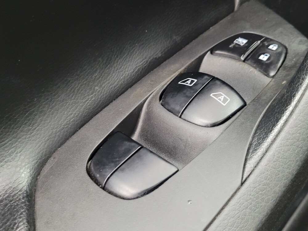 2016 Nissan Altima in Madison, TN 37115 - 18084377 27