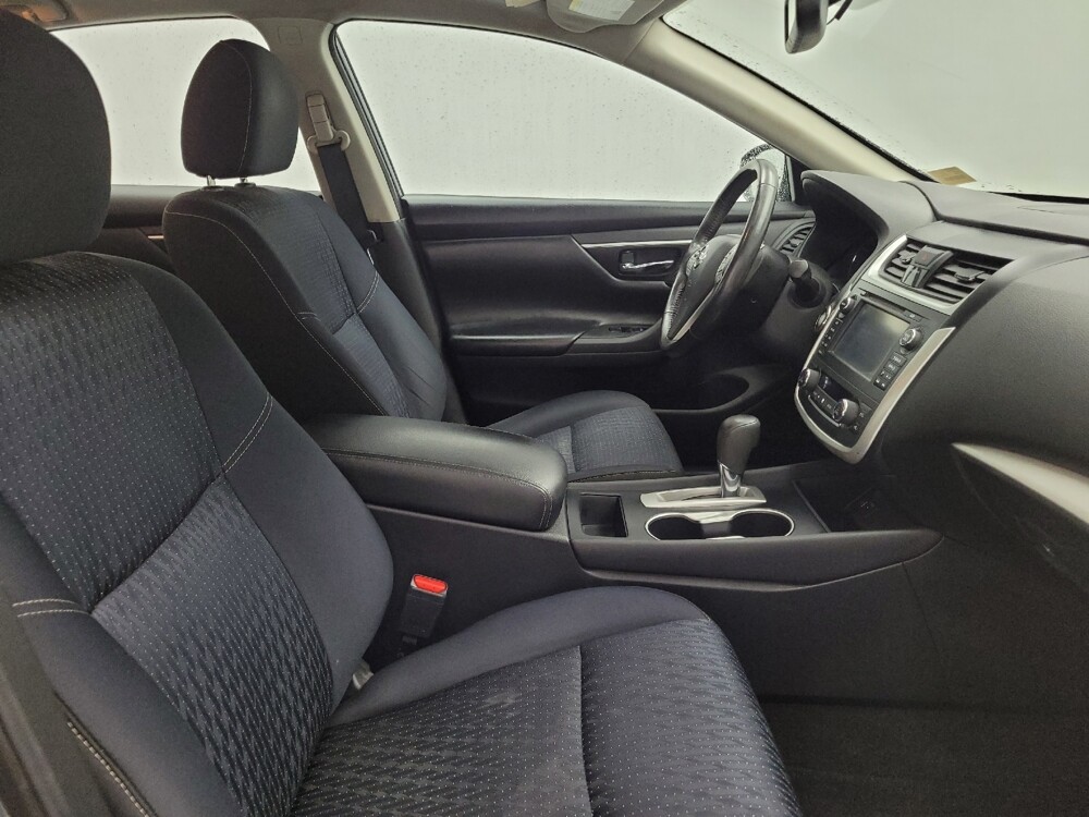 2016 Nissan Altima in Madison, TN 37115 - 18084377 21