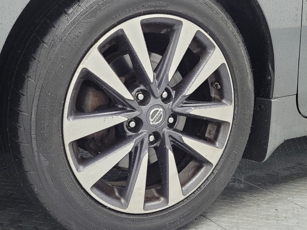 2016 Nissan Altima in Madison, TN 37115 - 18084377 31