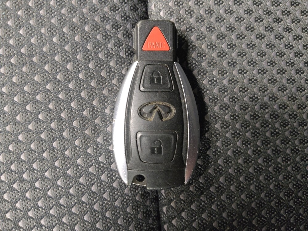 2019 INFINITI QX30 in San Antonio, TX 78238 - 18084380 32