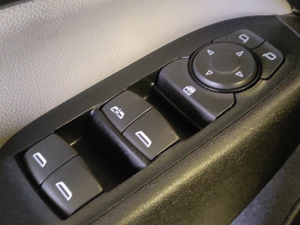 2019 Chevrolet Equinox in Baton Rouge, LA 70816 - 18084384 27