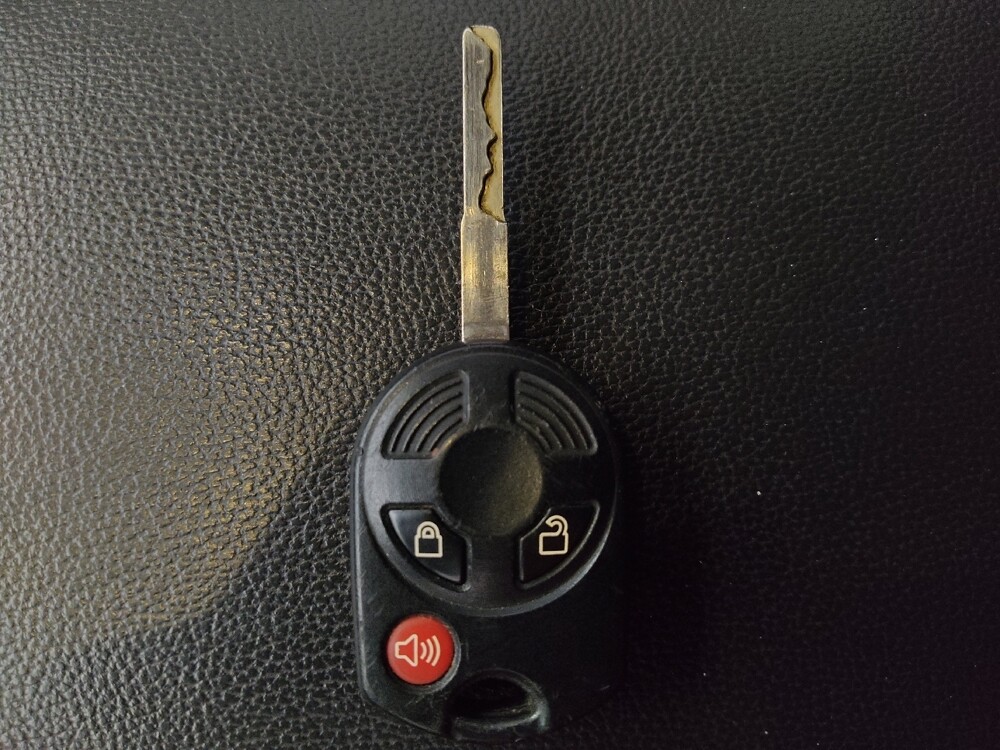 2017 Ford Escape in San Antonio, TX 78238 - 18084385 32