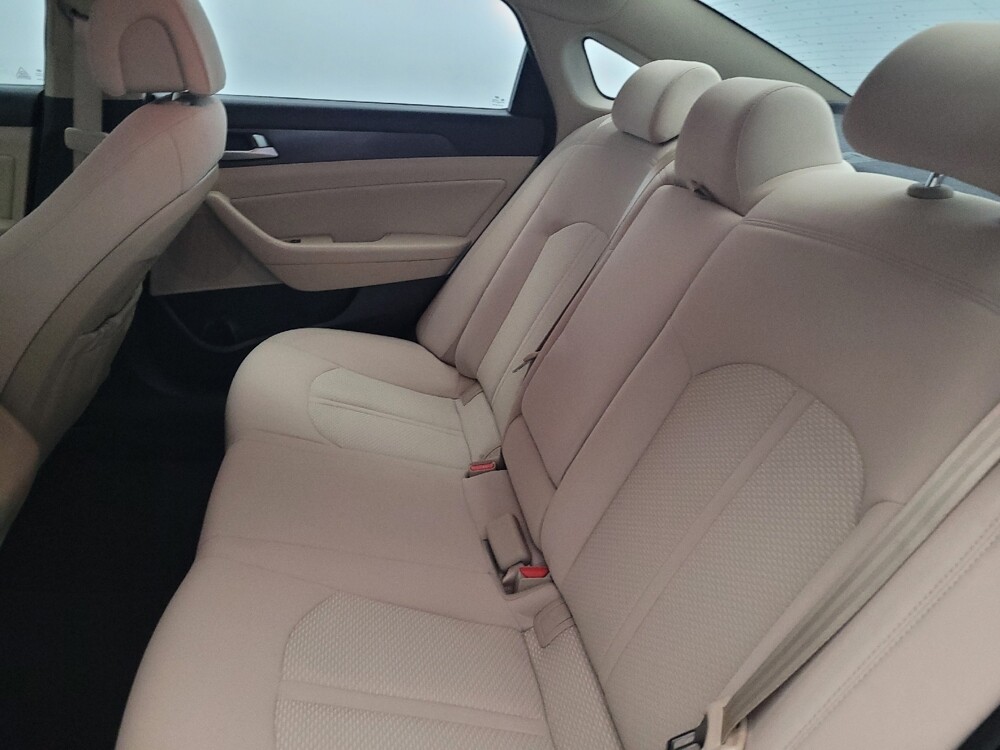 2017 Hyundai Sonata in Laurel, MD 20724 - 18084390 18
