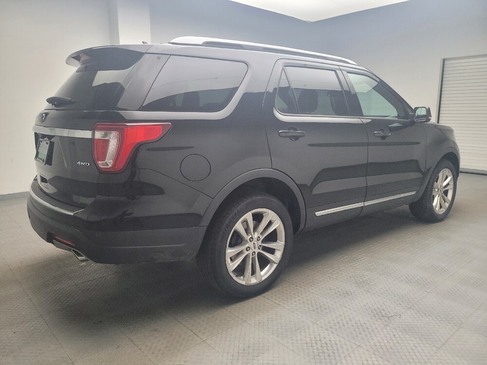 2018 Ford Explorer in Taylor, MI 48180 - 18084393 10