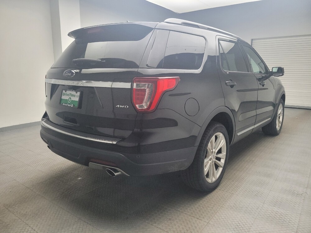 2018 Ford Explorer in Taylor, MI 48180 - 18084393 9