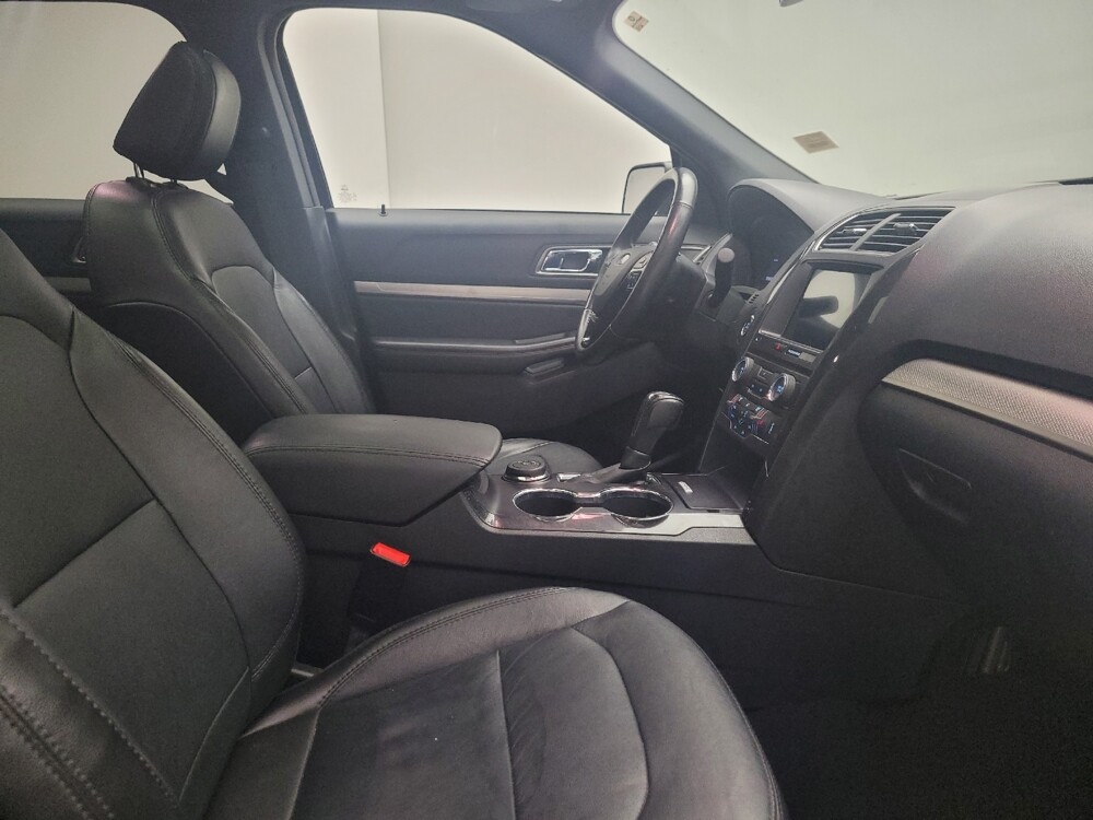 2018 Ford Explorer in Taylor, MI 48180 - 18084393 21