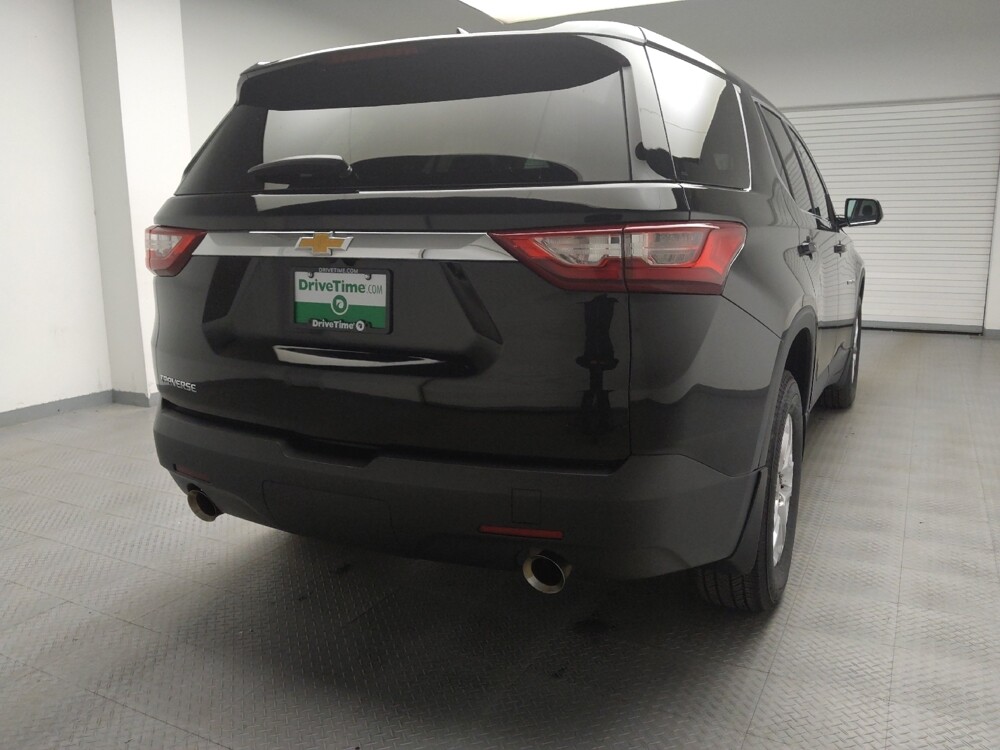 2019 Chevrolet Traverse in Eastpointe, MI 48021 - 18084395 7