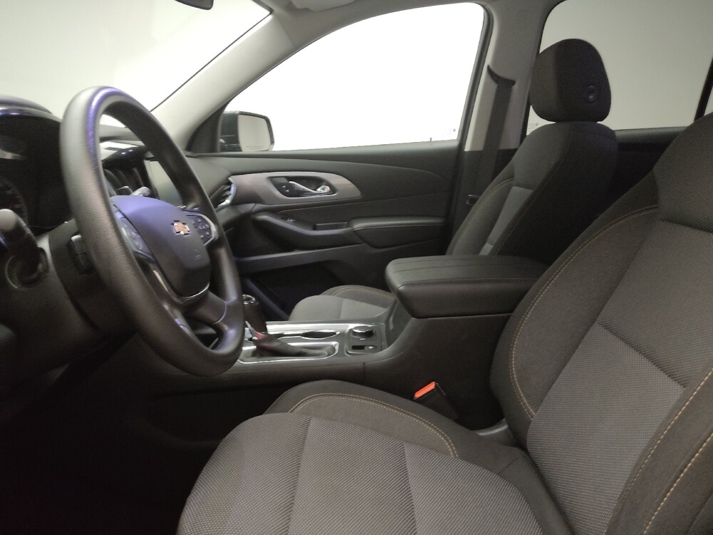 2019 Chevrolet Traverse in Eastpointe, MI 48021 - 18084395 17