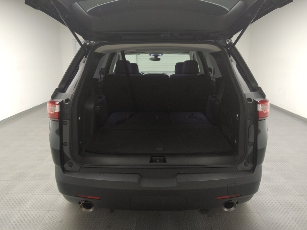 2019 Chevrolet Traverse in Eastpointe, MI 48021 - 18084395 29