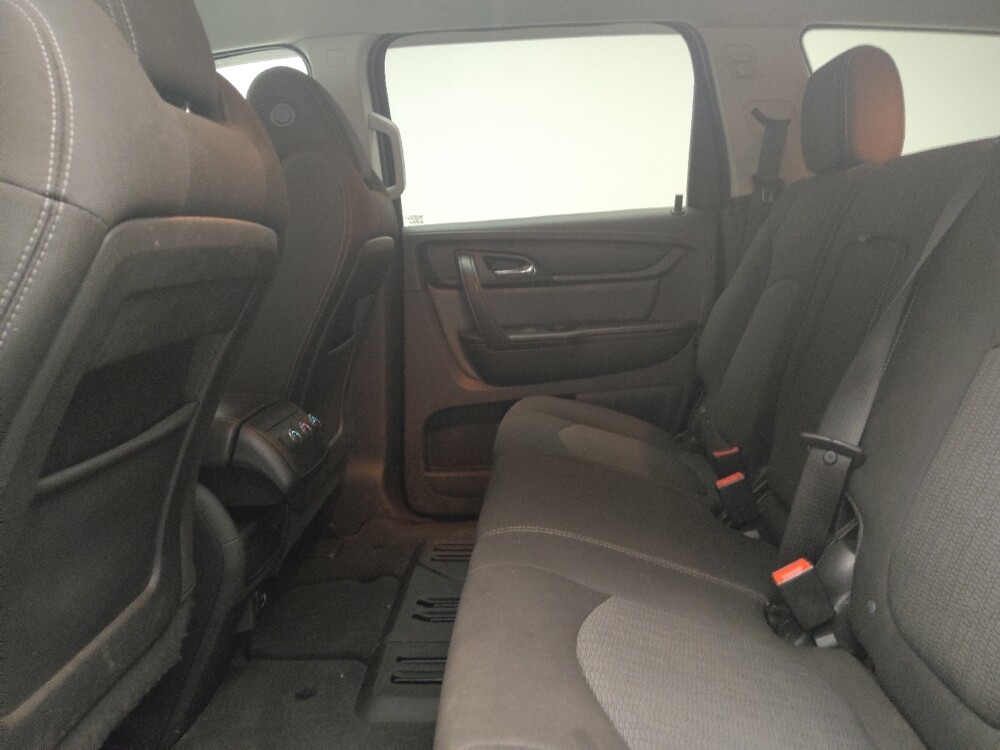 2017 Chevrolet Traverse in Eastpointe, MI 48021 - 18084396 18