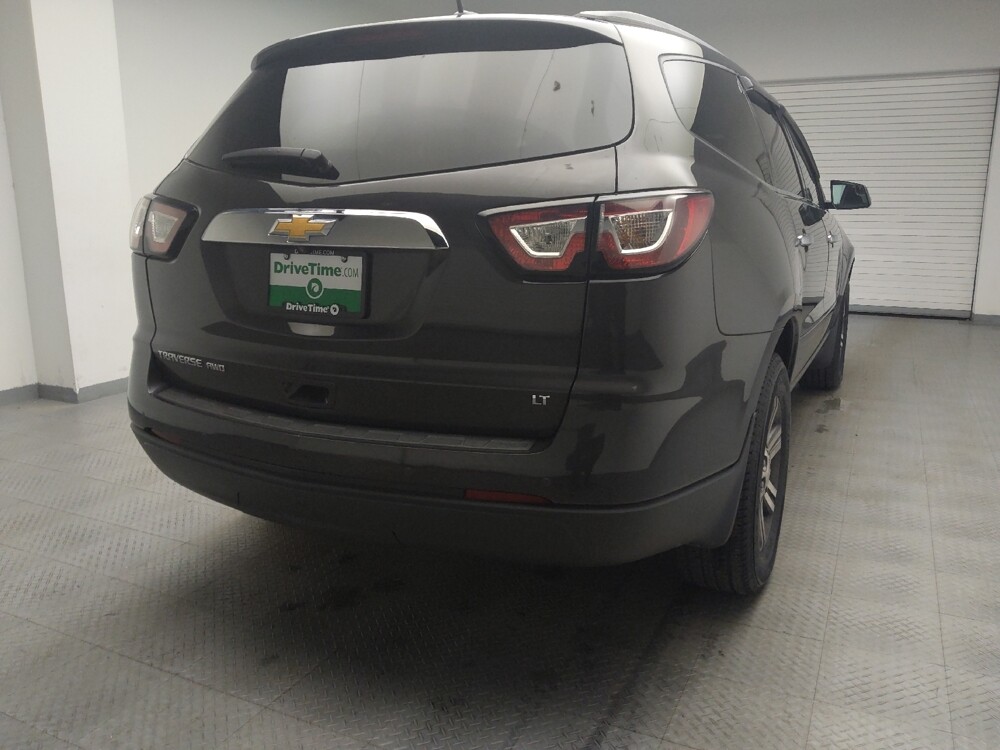 2017 Chevrolet Traverse in Eastpointe, MI 48021 - 18084396 7