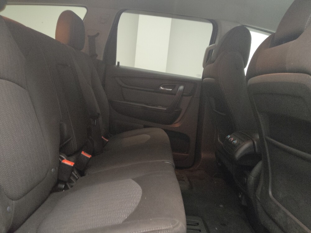 2017 Chevrolet Traverse in Eastpointe, MI 48021 - 18084396 19