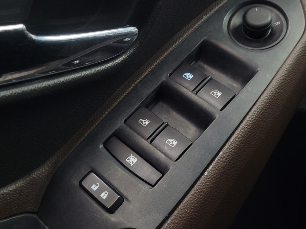 2016 Chevrolet Trax in Ft Wayne, IN 46805 - 18084397 27