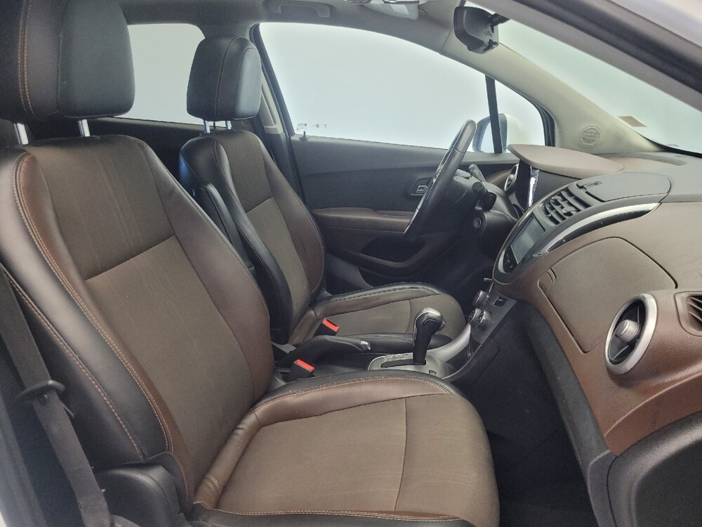 2016 Chevrolet Trax in Ft Wayne, IN 46805 - 18084397 21