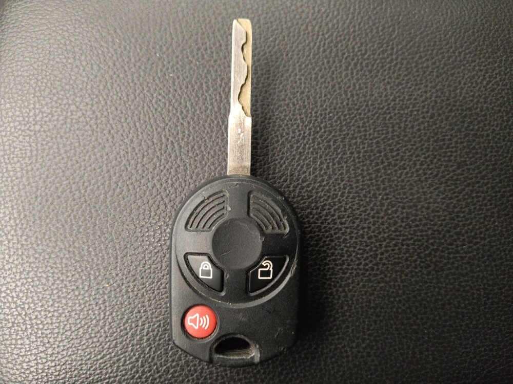 2019 Ford Escape in Houston, TX 77060 - 18084398 32