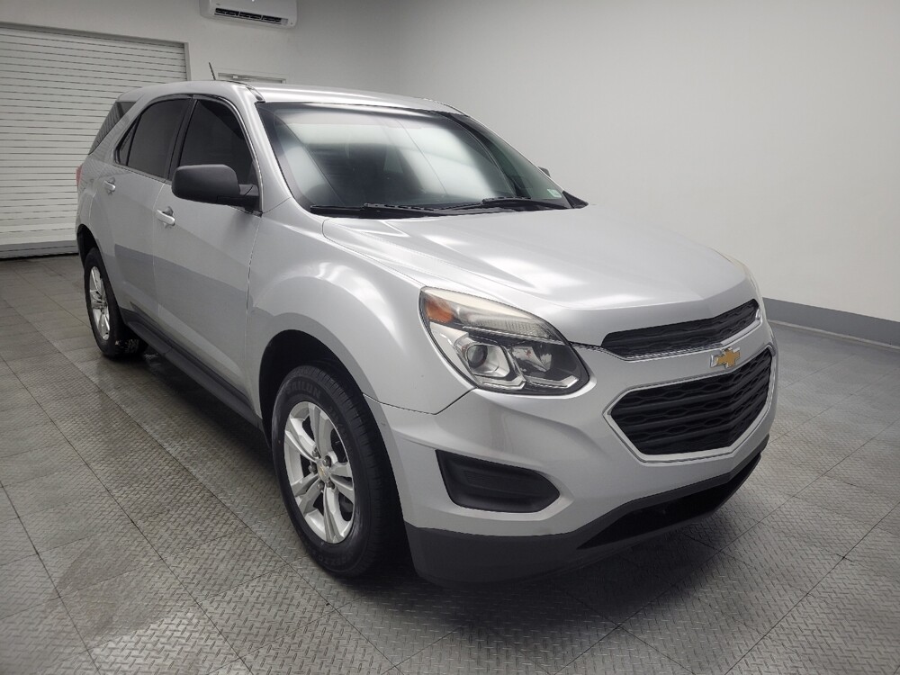 2017 Chevrolet Equinox in Ft Wayne, IN 46805 - 18084399 13