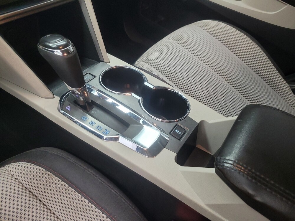 2017 Chevrolet Equinox in Ft Wayne, IN 46805 - 18084399 26