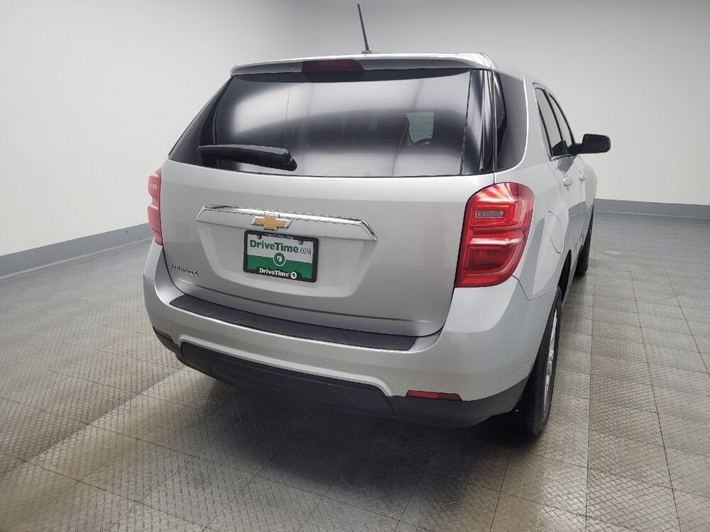 2017 Chevrolet Equinox in Ft Wayne, IN 46805 - 18084399 7