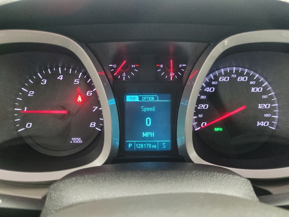 2017 Chevrolet Equinox in Ft Wayne, IN 46805 - 18084399 23