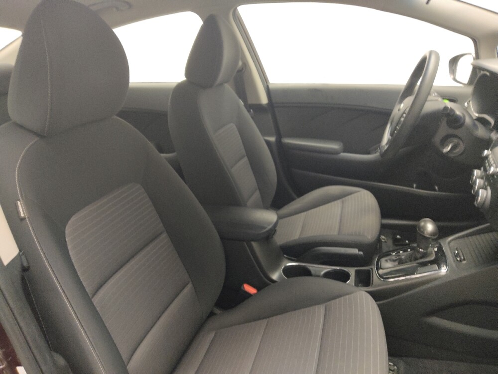 2018 Kia Forte in Morrow, GA 30260 - 18084405 21