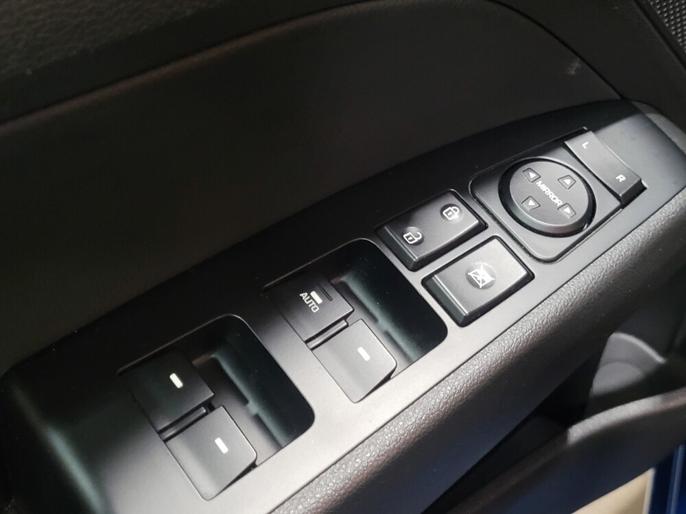 2017 Hyundai Elantra in Owings Mills, MD 21117 - 18084419 27